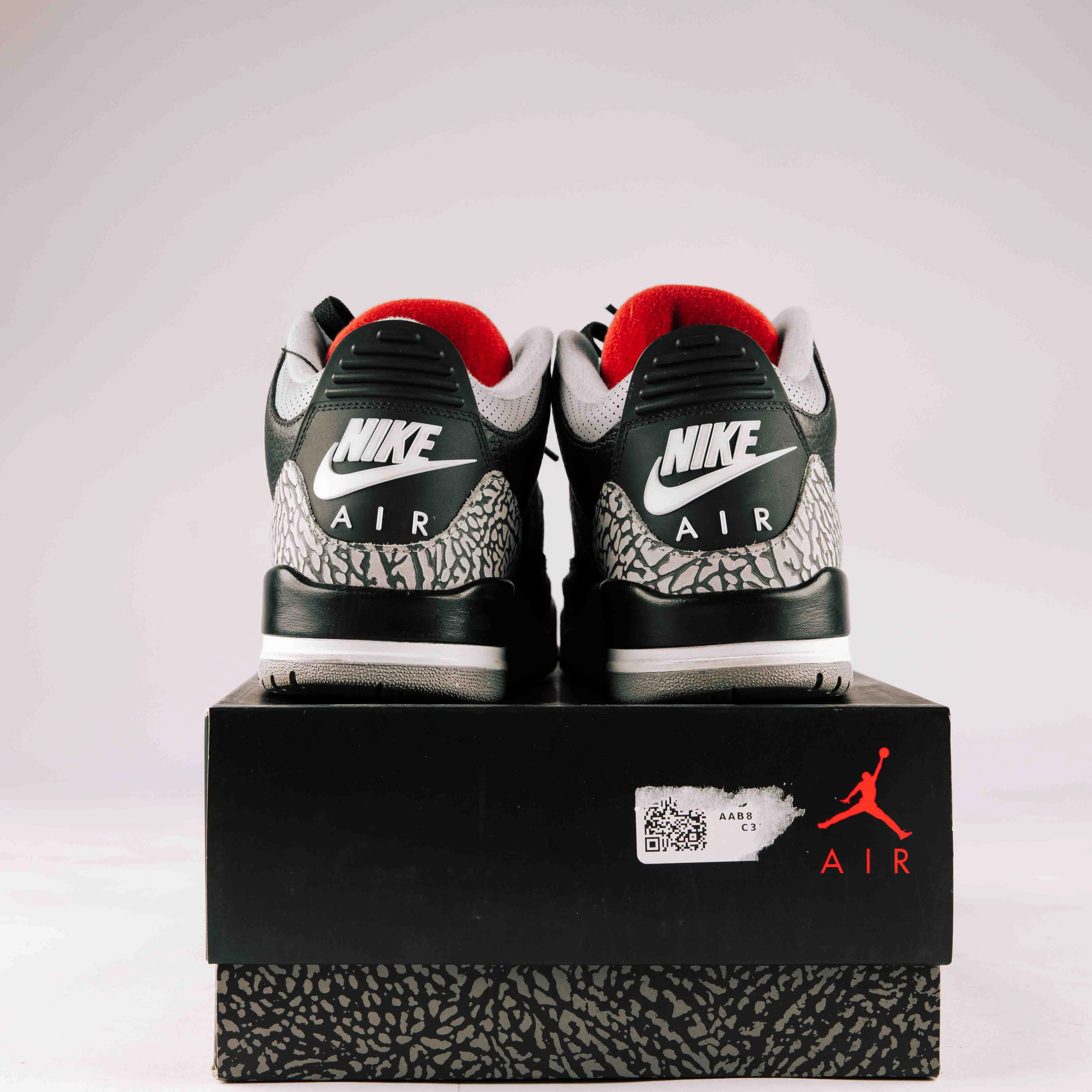 Jordan 3 Retro Black Cement (2018) - Used - 2017