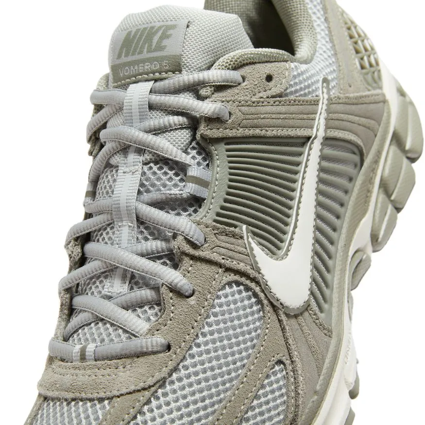 Mens Nike Zoom Vomero 5 Running Shoes - Style HF1553-002, Comfortable and Stylish Athletic Footwear